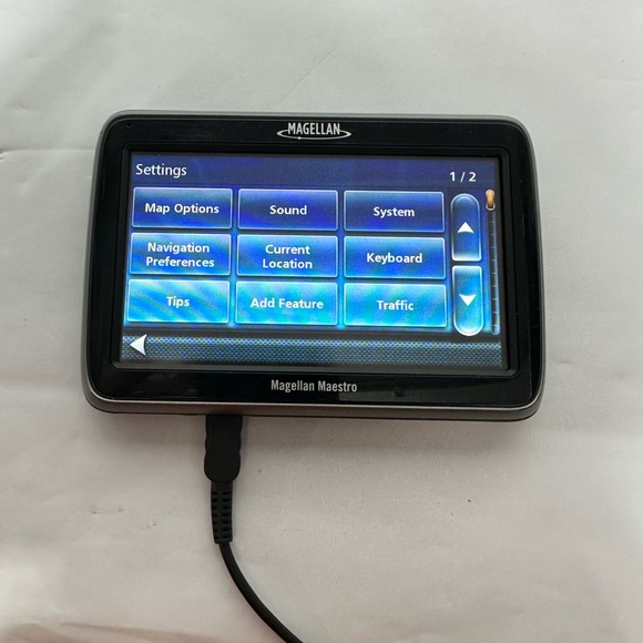 Magellan Maestro 4700 Automotive Car Vehicle GPS Navigator 4.7" Touch Screen - Picture 3 of 13